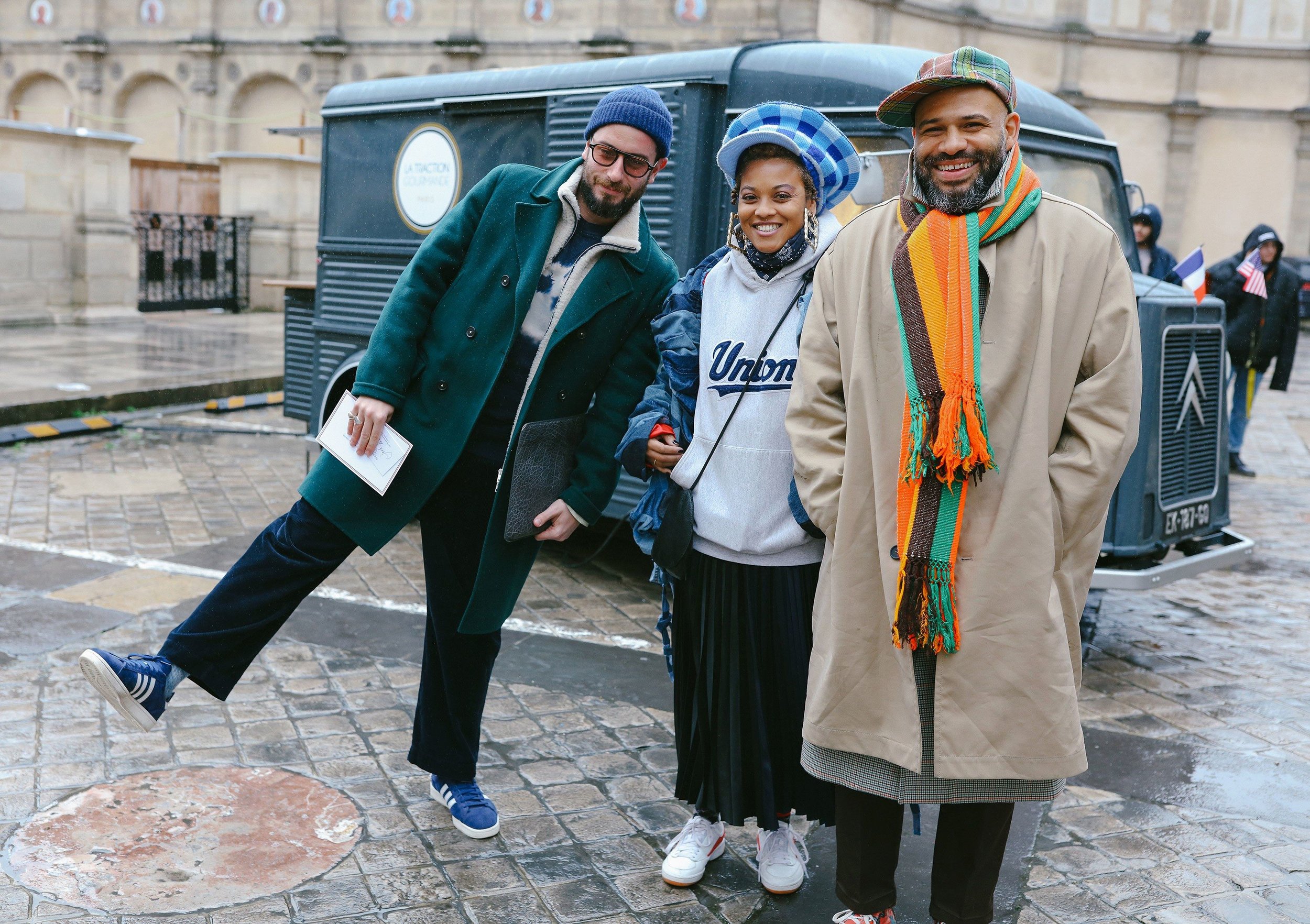 Streetwear Icons: The Bold Fusion of Kanye West Hoodies and Cactus Plant Flea Market Style