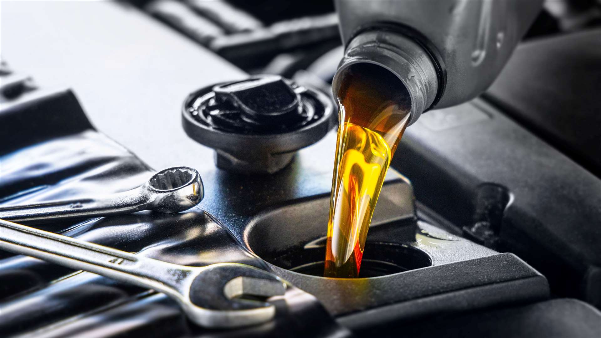 How to Handle Car Leaks: Oil, Coolant, and More