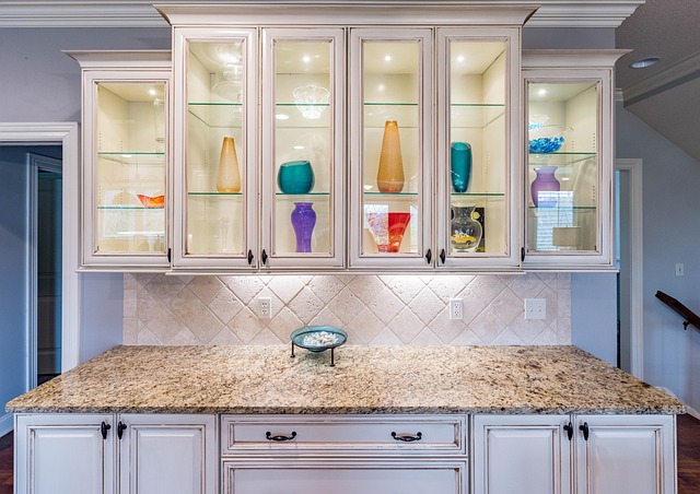 Exploring the Beauty and Versatility of Glass Display Cabinets: A Buyer’s Guide