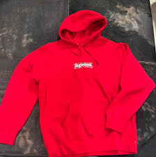 Supreme Hoodie Fashion Breaking Down the Hype and Histor