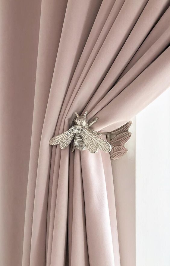 How to Clean and Maintain Your Curtains